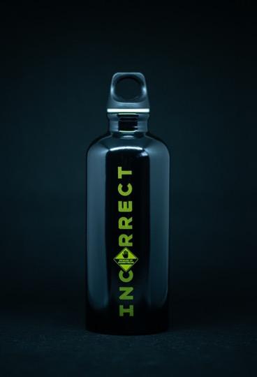Beware of Mainstream SIGG™ - BoM 0,6l Message on the Bottle Trinkflasche Beware of Mainstream 